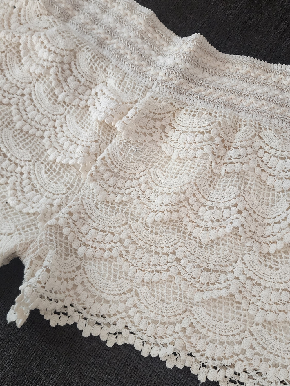 Ina Cream Crochet Lace Boho Cottage Layered Micro Shorts, Womens Sz L - Picture 6 of 6